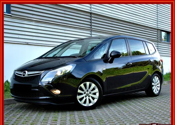 samochody osobowe Opel Zafira cena 40900 przebieg: 180000, rok produkcji 2015 z Elbląg